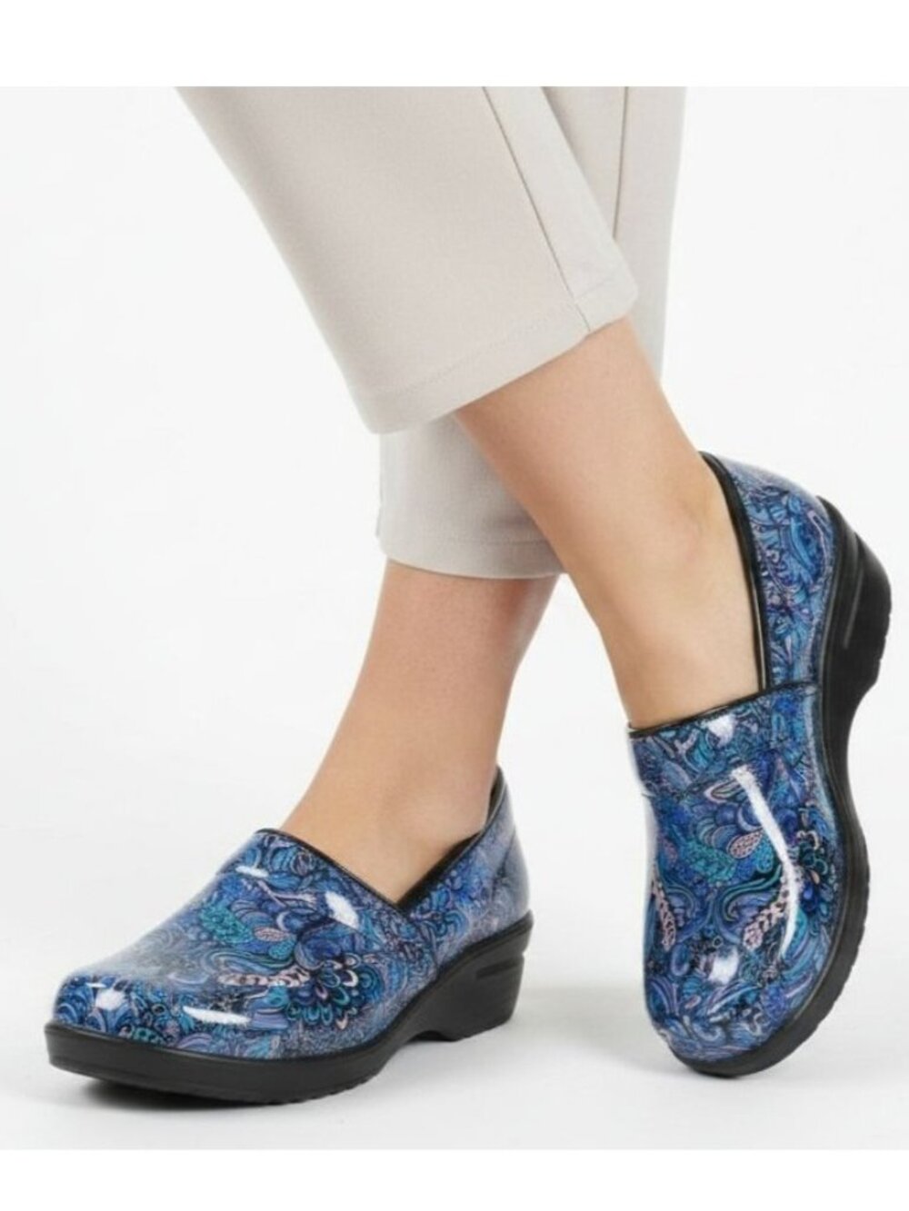 Easy Work By Easy Street Lyndee Health Care Professional Shoes, Blue Women's 8M
